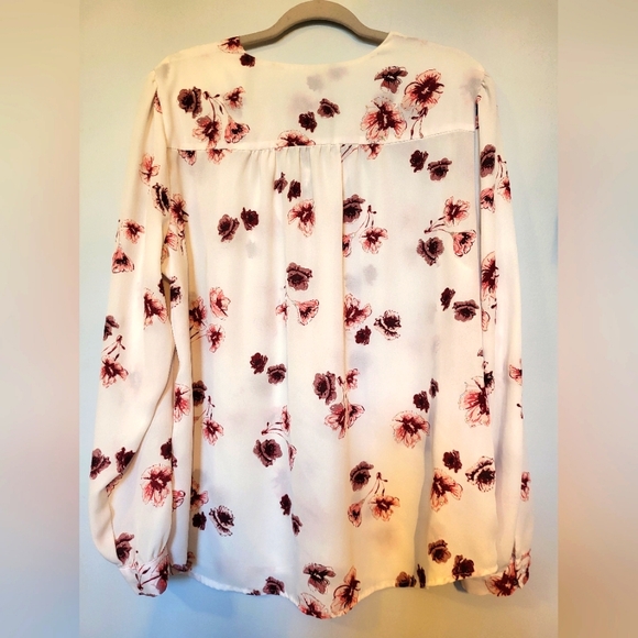 4 for $30 🌈 Faded Glory bohemian floral print tie neck blouse size XXL (20) - Picture 2 of 7